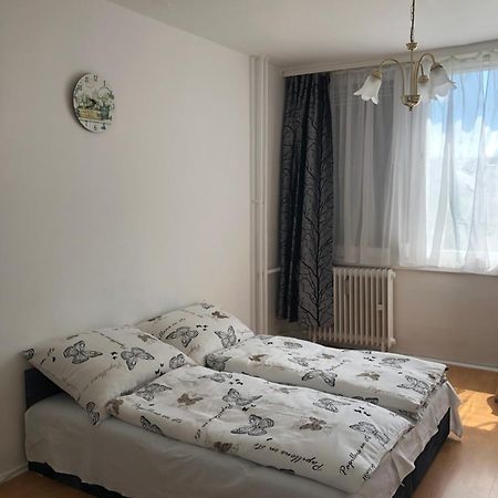 Juti Apartman Eger Exteriör bild