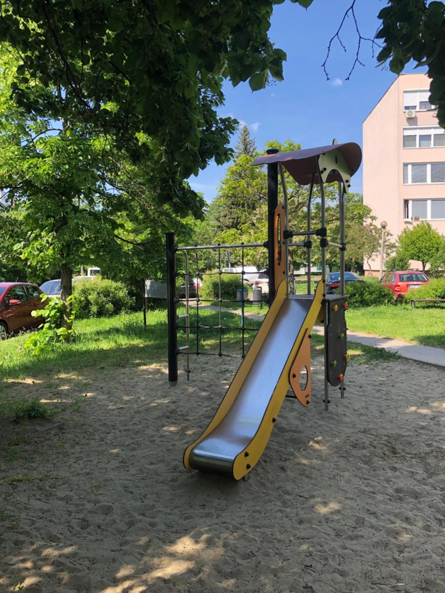 Juti Apartman Eger Exteriör bild